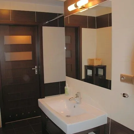 Ganzes Mysliwska M1 In Mit Grosser Terrasse Apartment Kolobrzeg